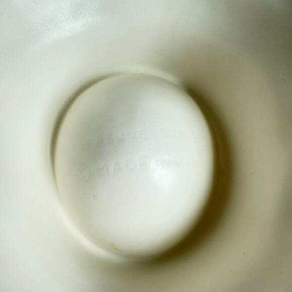 Vintage Ceramic Sombrero Chip & Dip Bowl – Made in USA Southwestern Serving Dish - Picture 5 of 6